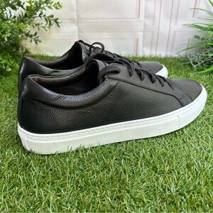 To Boot New York sierra men Size 10.5 New 
$399
Color: Panama/Tek Black/Black